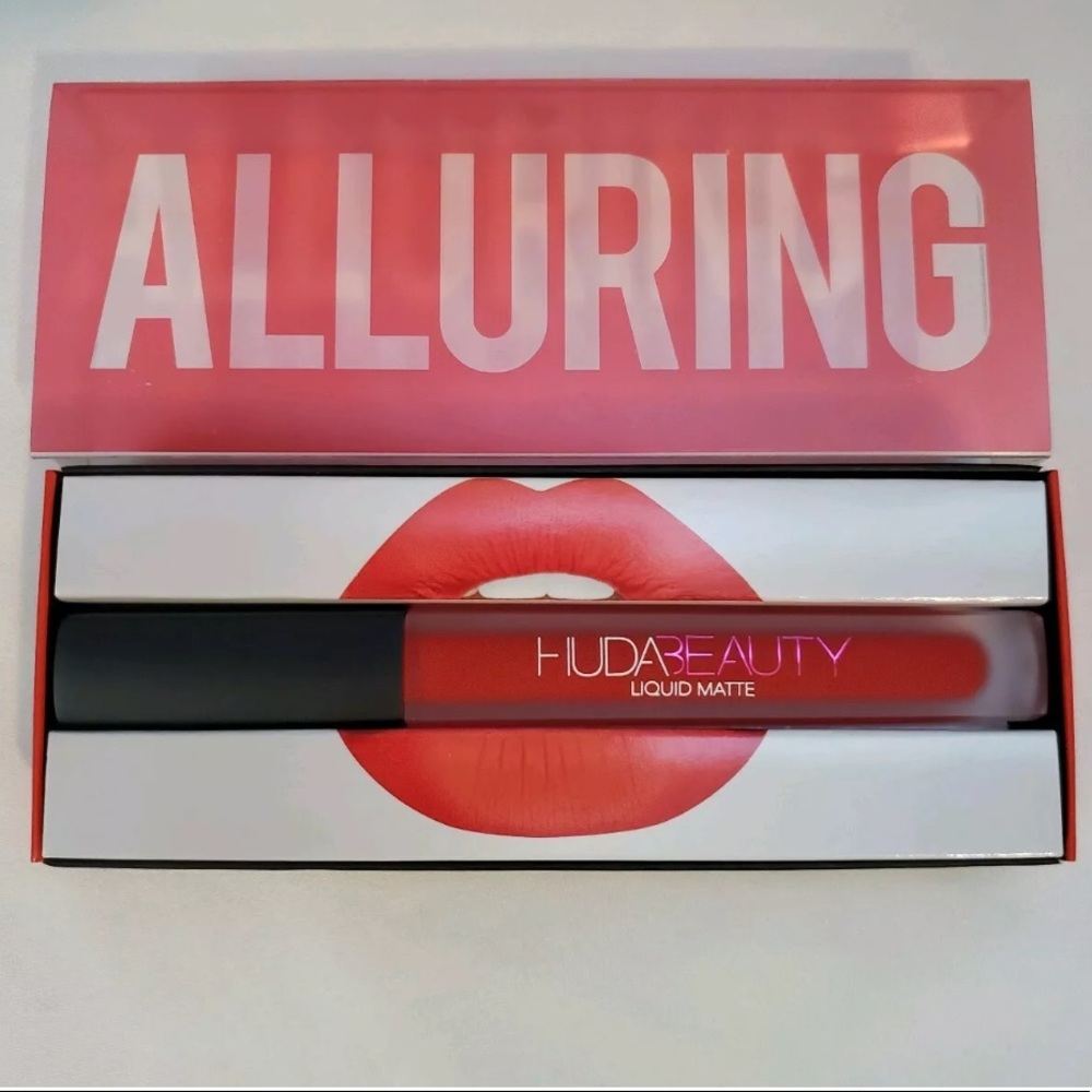 HUDA BEAUTY ALLURING MATTE LIQUID LIPSTICK BNIB